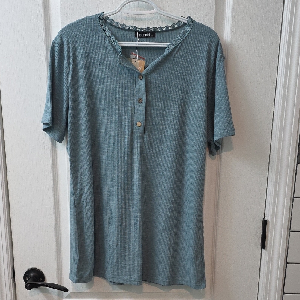 Women's Dress Shirt